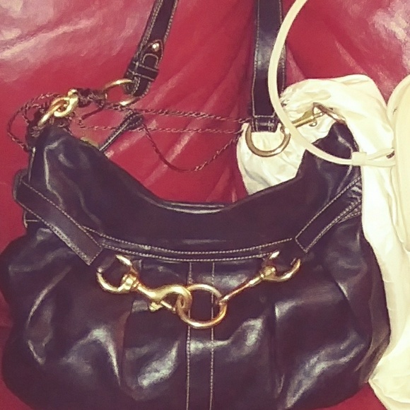 Designer Purses - Picture 6 of 8